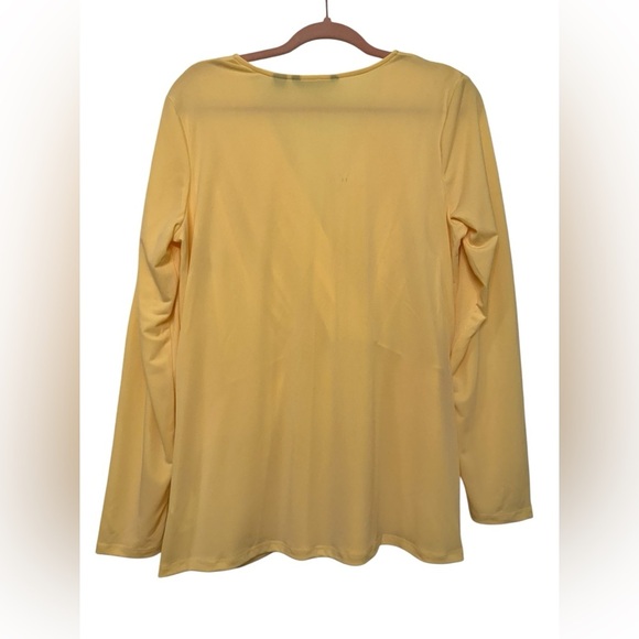 Iman Global Chic Cross Front With Buckle Top - Picture 4 of 7